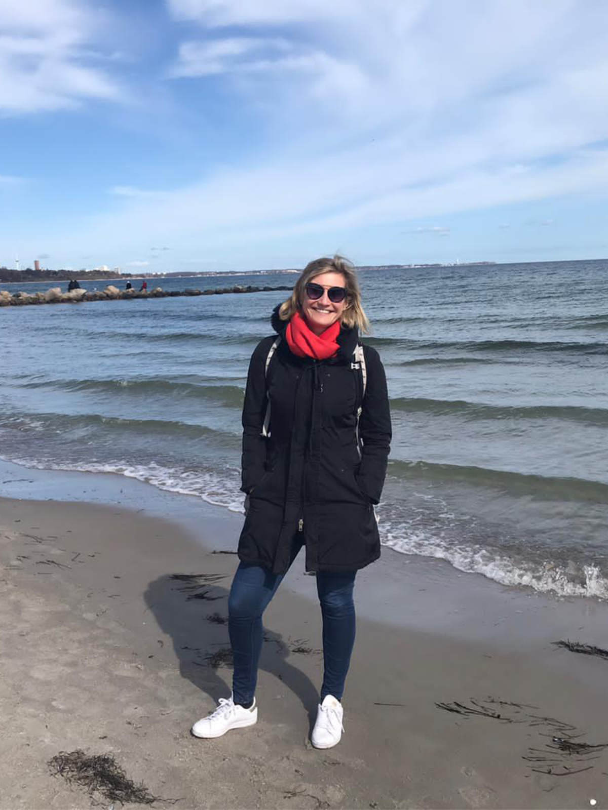 Sally Schulze entspannt im Urlaub